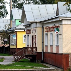 Jigsaw puzzle: A street in Arkhangelsk