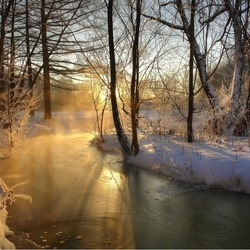 Jigsaw puzzle: Winter river