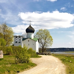 Jigsaw puzzle: Pskov outskirts