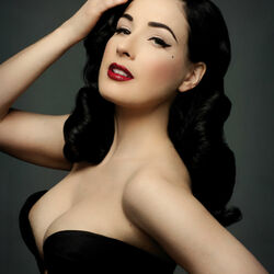 Jigsaw puzzle: Dita Von Teese