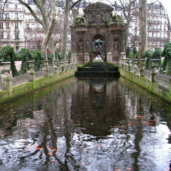 Jigsaw puzzle: Medici fountain. Paris