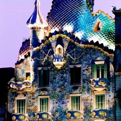 Jigsaw puzzle: Casa Batlló. Barcelona