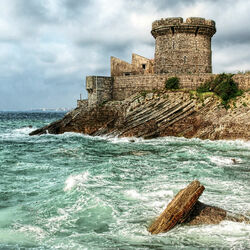 Jigsaw puzzle: Fortress by the sea