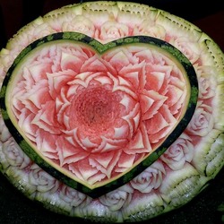 Jigsaw puzzle: Drawing on watermelon