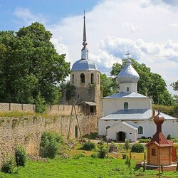 Jigsaw puzzle: Sight of the town of Porkhov
