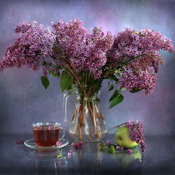 Jigsaw puzzle: Still life with lilac