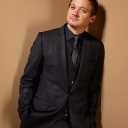 Jigsaw puzzle: Jeremy Renner