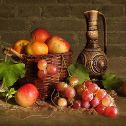 Jigsaw puzzle: Apples and grapes