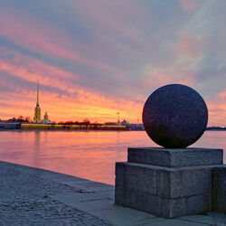 Jigsaw puzzle: Peter and Paul Fortress in the rays of sunset