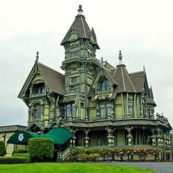 Jigsaw puzzle: Victorian cottage in California