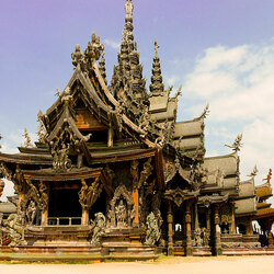 Jigsaw puzzle: Temple of Truth in Thailand