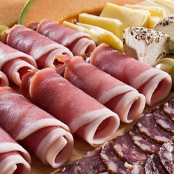 Jigsaw puzzle: Assorted meat