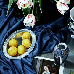 Jigsaw puzzle:  Still life with white tulips