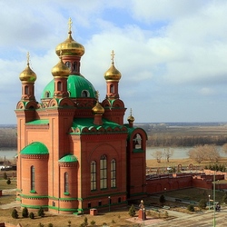 Jigsaw puzzle: Annunciation Cathedral overlooking the river. Irtysh