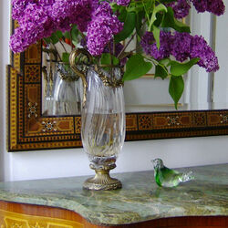 Jigsaw puzzle: Lilac by the mirror