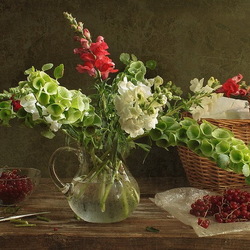 Jigsaw puzzle: Flowers and berries