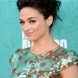 Jigsaw puzzle: Crystal reed