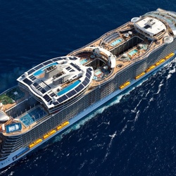 Jigsaw puzzle: Oasis of the Seas