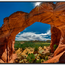 Jigsaw puzzle: Mountain arch