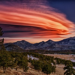 Jigsaw puzzle: Lenticular clouds