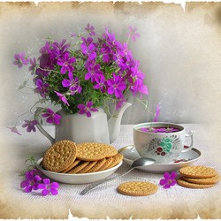 Jigsaw puzzle: Tea with cookies